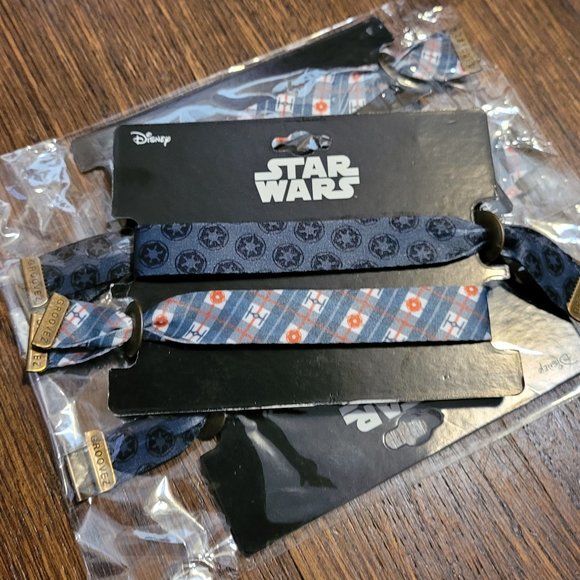 Groovez Jewelry - Star Wars  Imperial Symbol Tie Fighter Unisex Wristbands Bracelets 2PKS